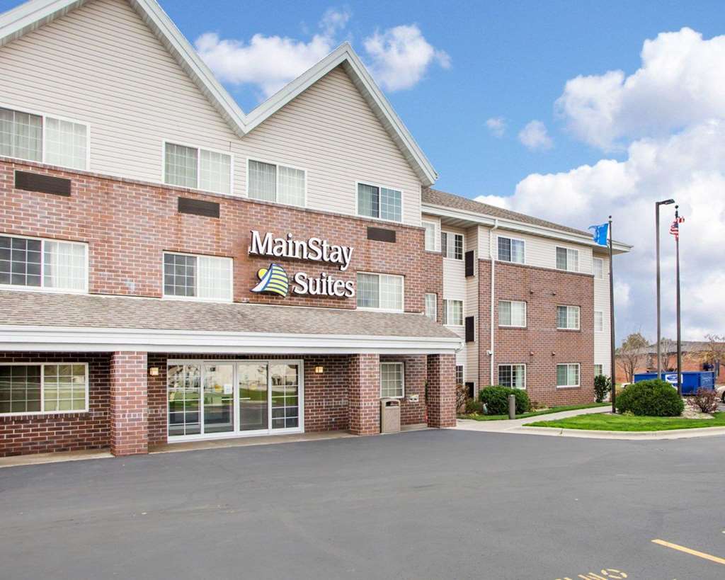 Hawthorn Extended Stay By Wyndham Oak Creek Milwaukee Exterior photo